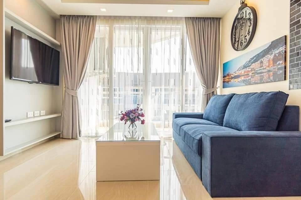 Grand Avenue By Fantasea Beach Pattaya Exterior foto