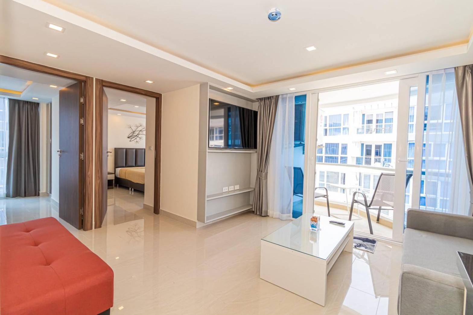 Grand Avenue By Fantasea Beach Pattaya Zimmer foto