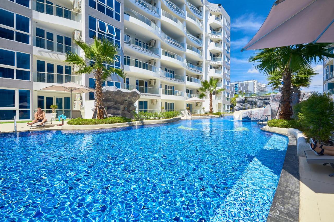 Grand Avenue By Fantasea Beach Pattaya Exterior foto