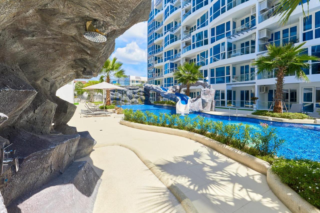 Grand Avenue By Fantasea Beach Pattaya Exterior foto