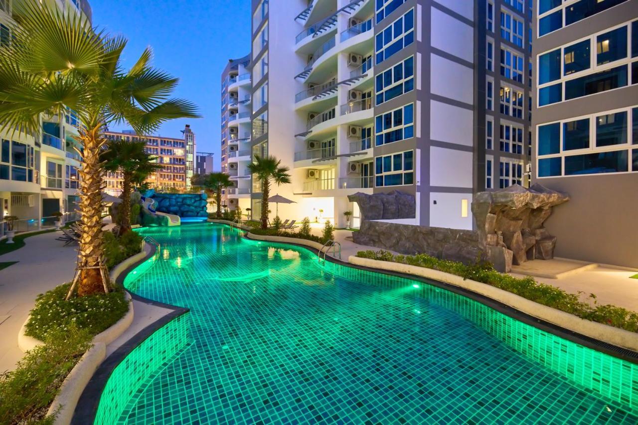 Grand Avenue By Fantasea Beach Pattaya Exterior foto