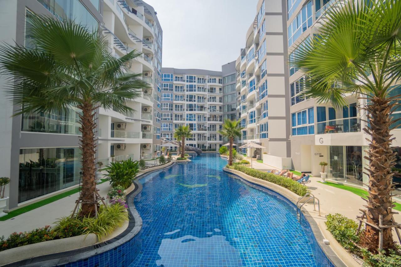 Grand Avenue By Fantasea Beach Pattaya Exterior foto